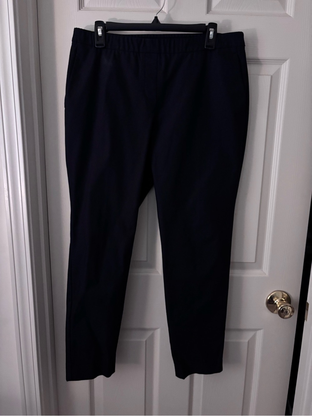 Theory Black Straight-Leg Pull-On Pants